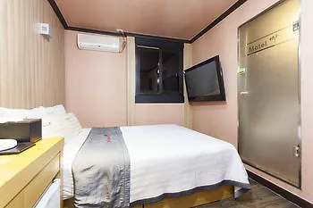 Jjak Motel Incheon 2*,